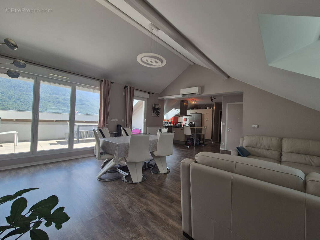 Appartement à ALBERTVILLE