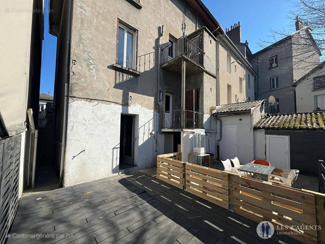 Appartement à SAINT-MARTIN-D'HERES
