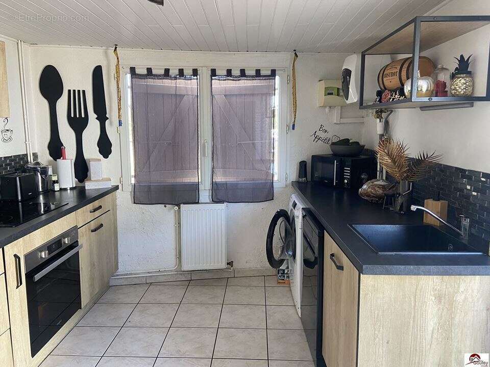 Maison 85 m² à Noailly  - photo 3