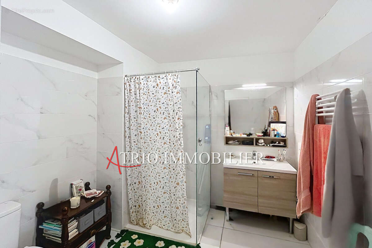 Appartement 45 m² à Vence  - photo 7