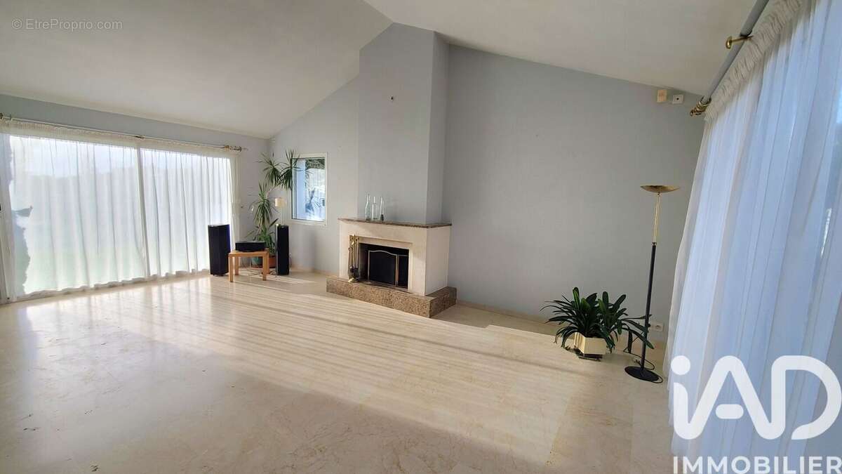 Photo 2 - Maison à SAINT-SEBASTIEN-SUR-LOIRE