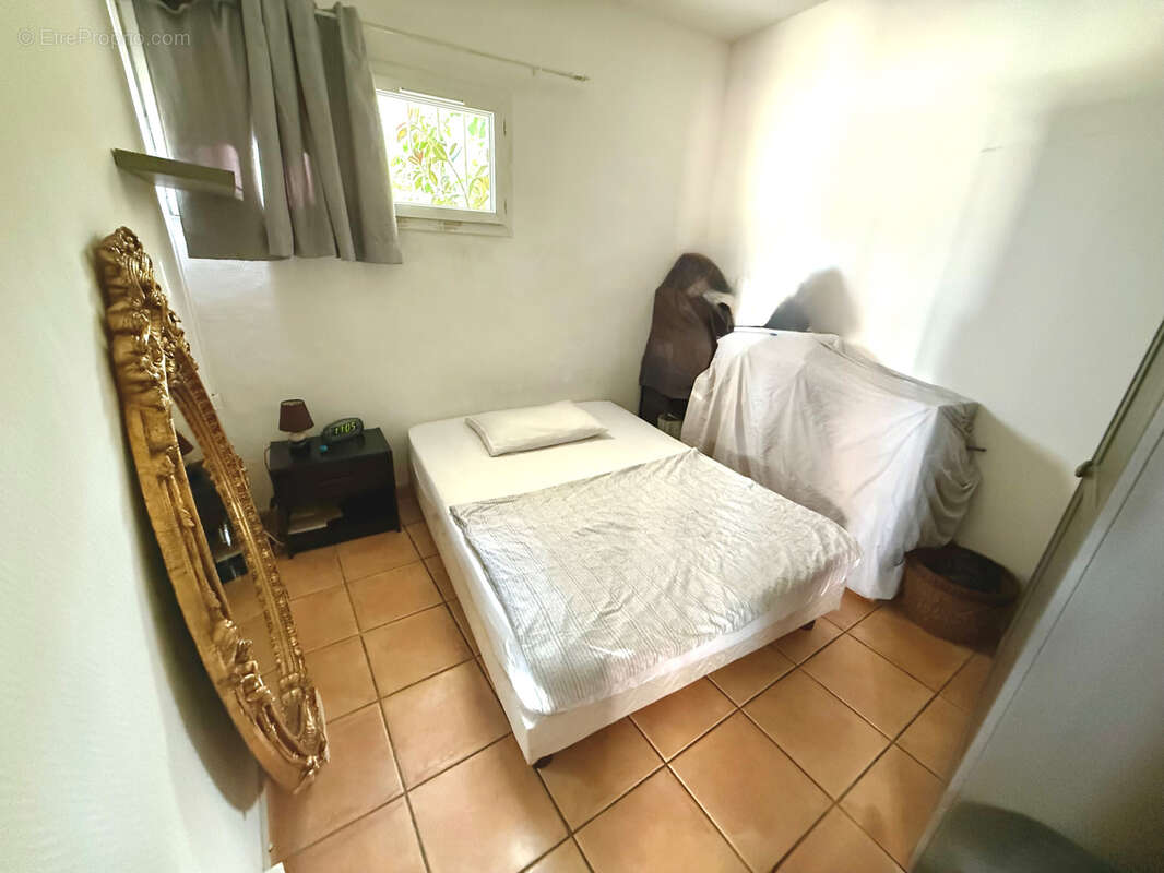 Appartement à MARSEILLE-9E