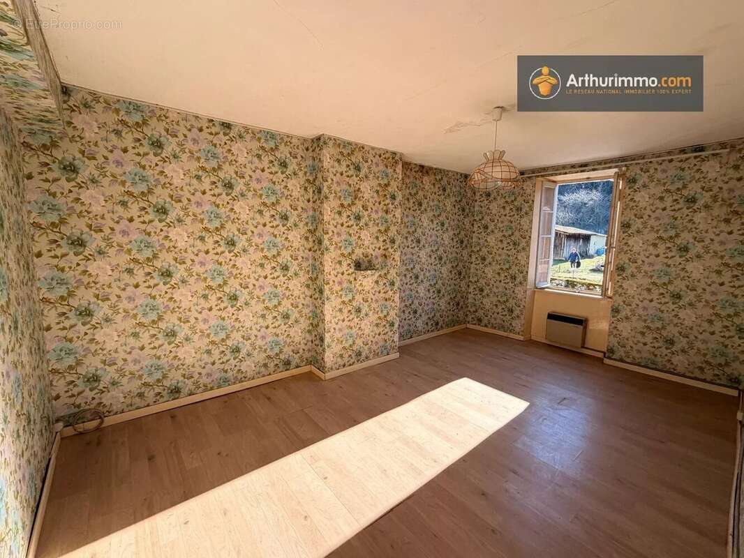 Maison à FOUGAX-ET-BARRINEUF