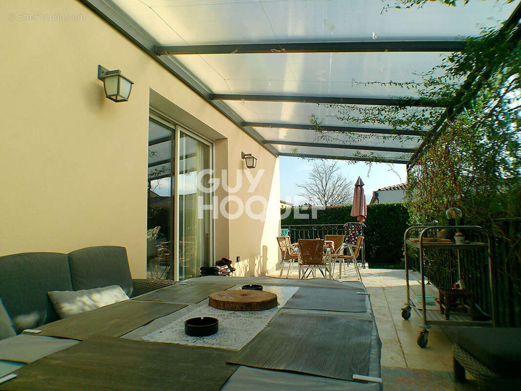 Maison à CAUMONT-SUR-DURANCE