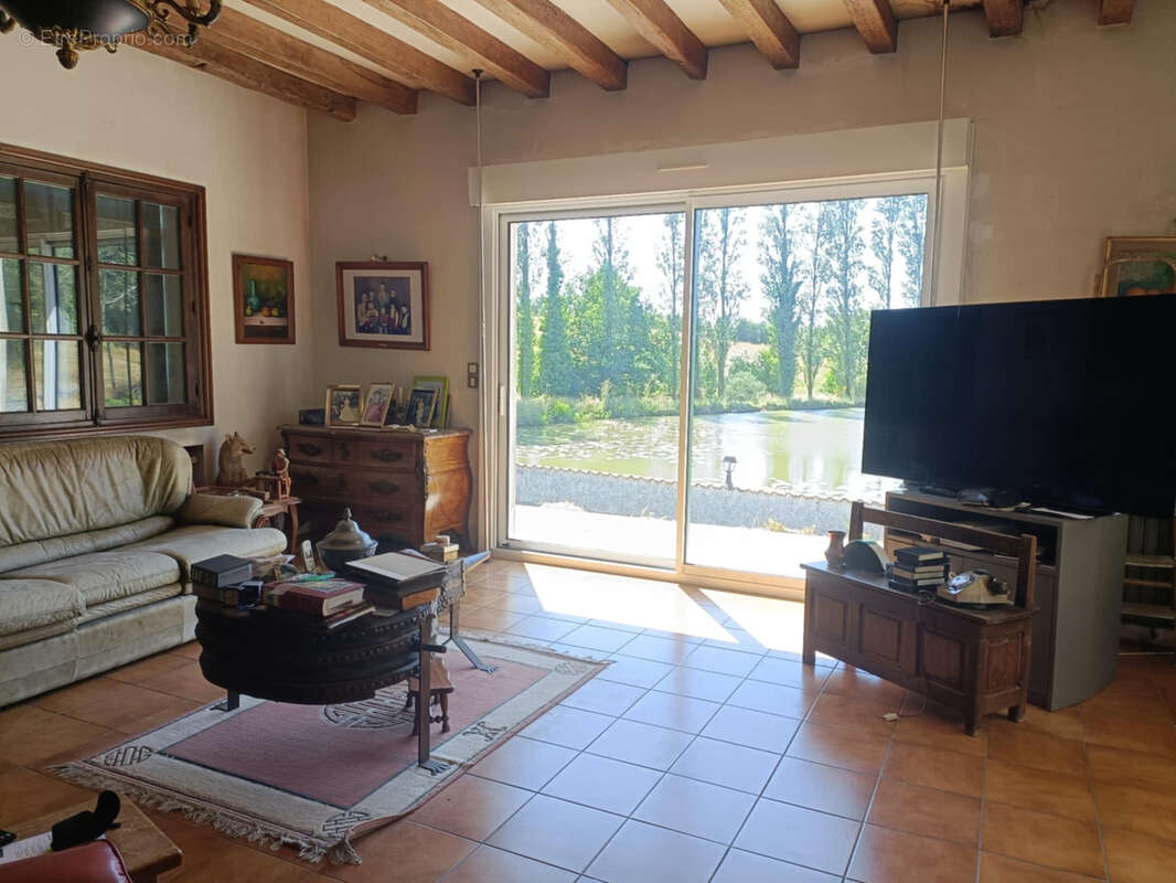 Maison à SAINT-MESMIN