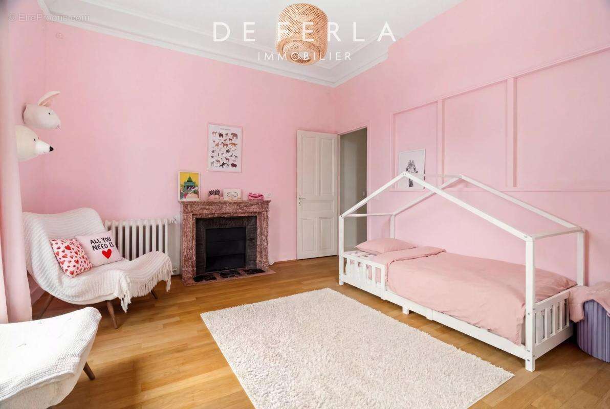 Maison à LE VESINET