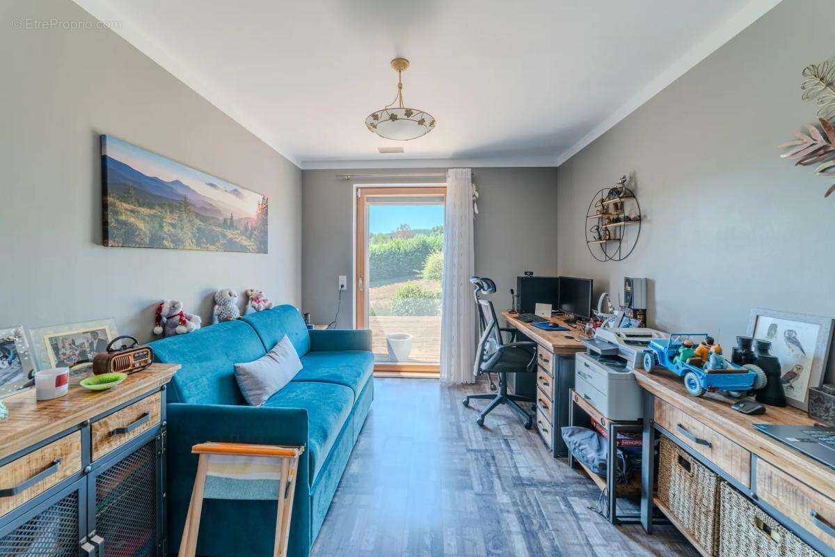 Maison de 4 pièces de 130 m² à La Chapelle - photo 10