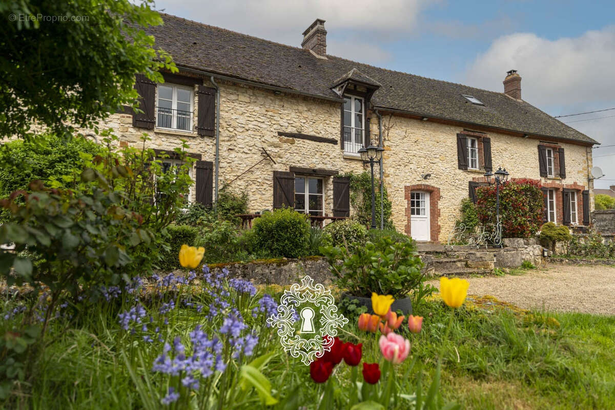 Maison à DONNEMARIE-DONTILLY