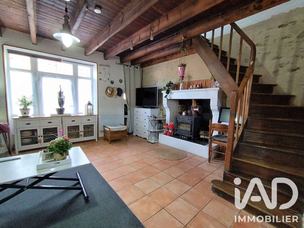 Maison 81 m² à Marsais-Sainte-Radegonde  - photo 4