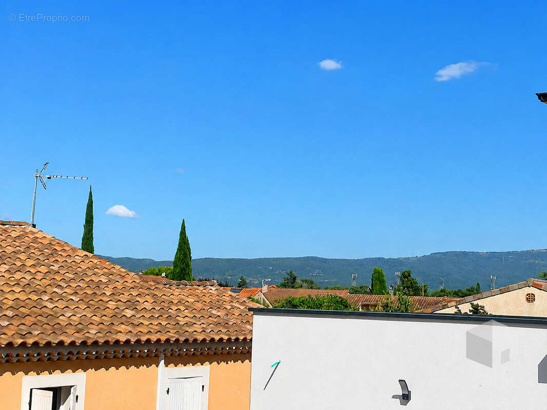 Maison à MONTELIMAR