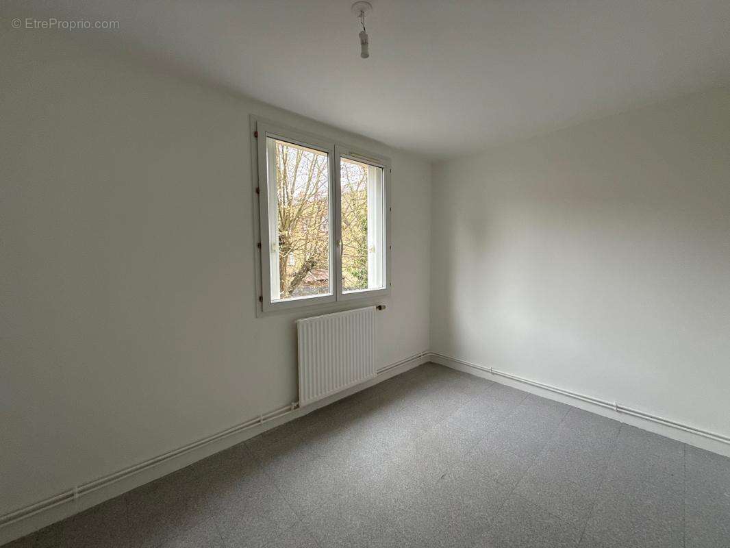 Appartement T4 86,66 m² avec balcon Saint-Etienne Villeboeuf le Haut - photo 11