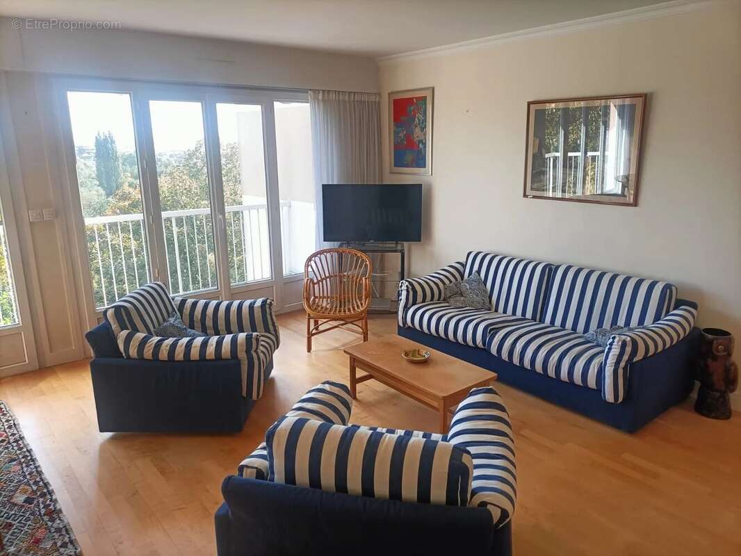 Appartement à MAISONS-LAFFITTE