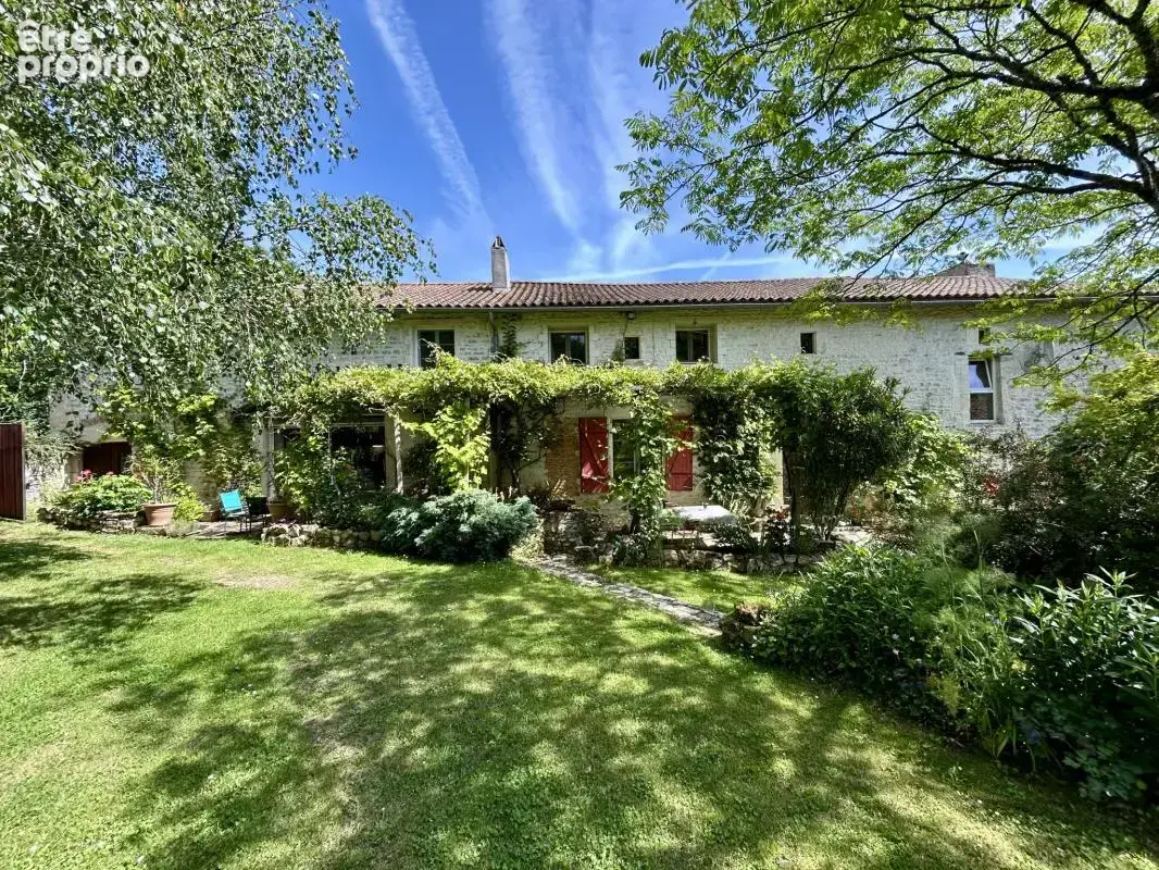 Superbe Longère en Pierre de 413 m2   6 Chambres - photo 2