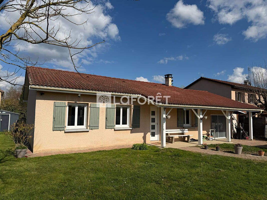 Maison à SAINT-ETIENNE-SUR-CHALARONNE