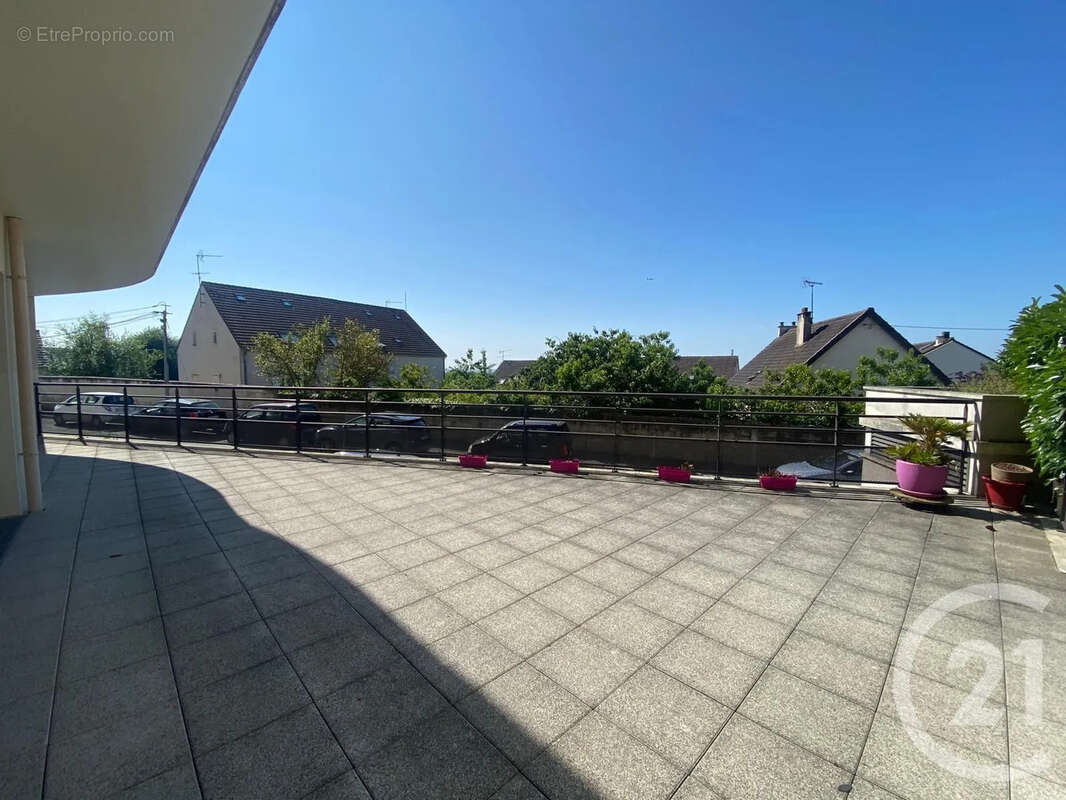 Appartement à DAMMARTIN-EN-GOELE