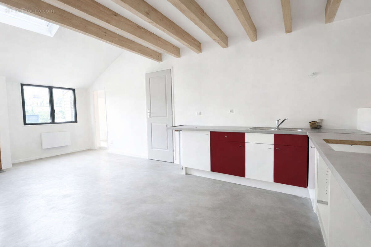 Maison à MONTEREAU-FAULT-YONNE