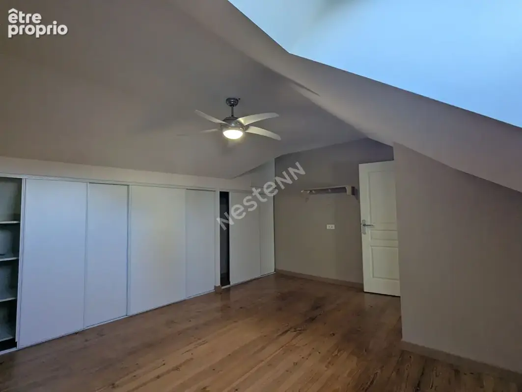 Maison en pierre de 170 m² - 5 chambres, garages et jardin  25min reims nord - photo 8