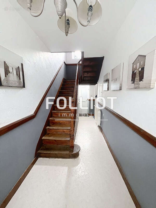 Maison à GOUVILLE-SUR-MER