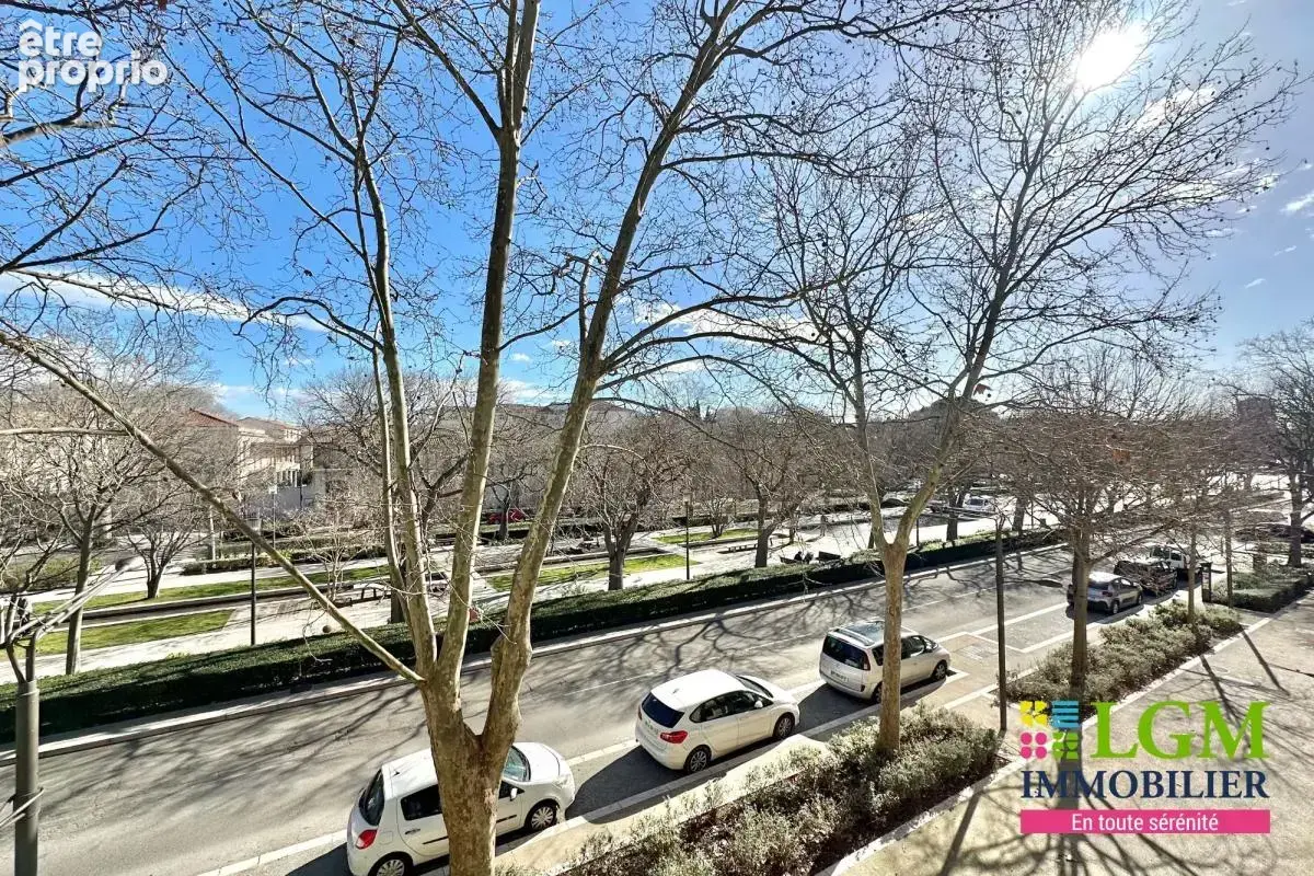 NÎMES - Appartement avec garage Quai de la Fontaine - photo 12