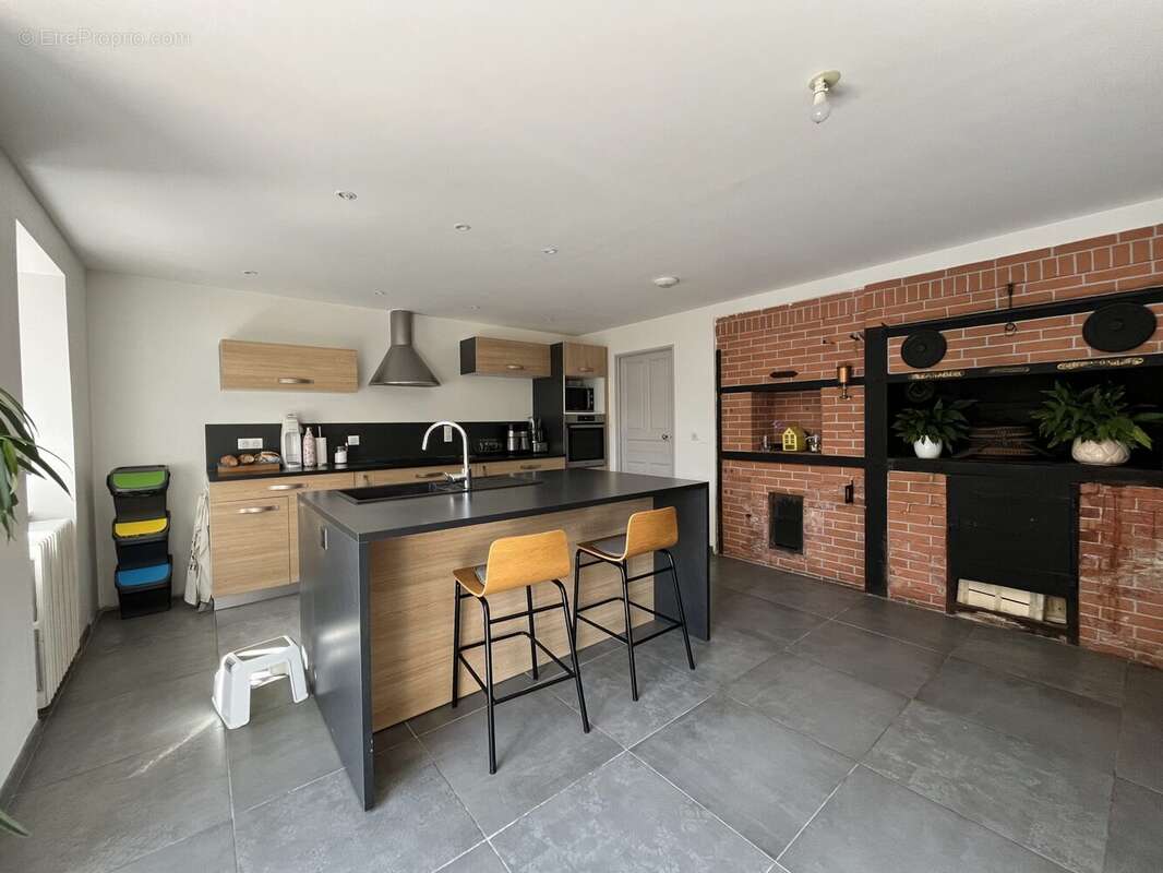 Maison 191 m² à Lorcieres  - photo 4