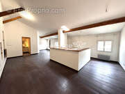 Maison à SAINT-CHAMAS