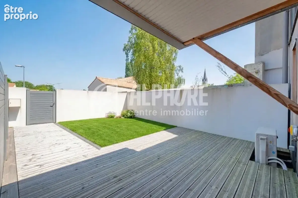 Maison de ville entièrement rénovée - À 10 min des plages, votre maison vous attend ! - photo 10