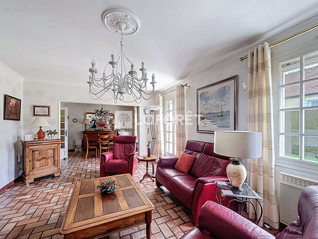 Maison à SAINT-GEORGES-DES-GROSEILLERS