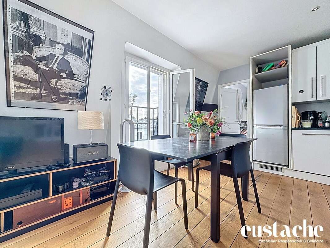 Appartement à PARIS-9E