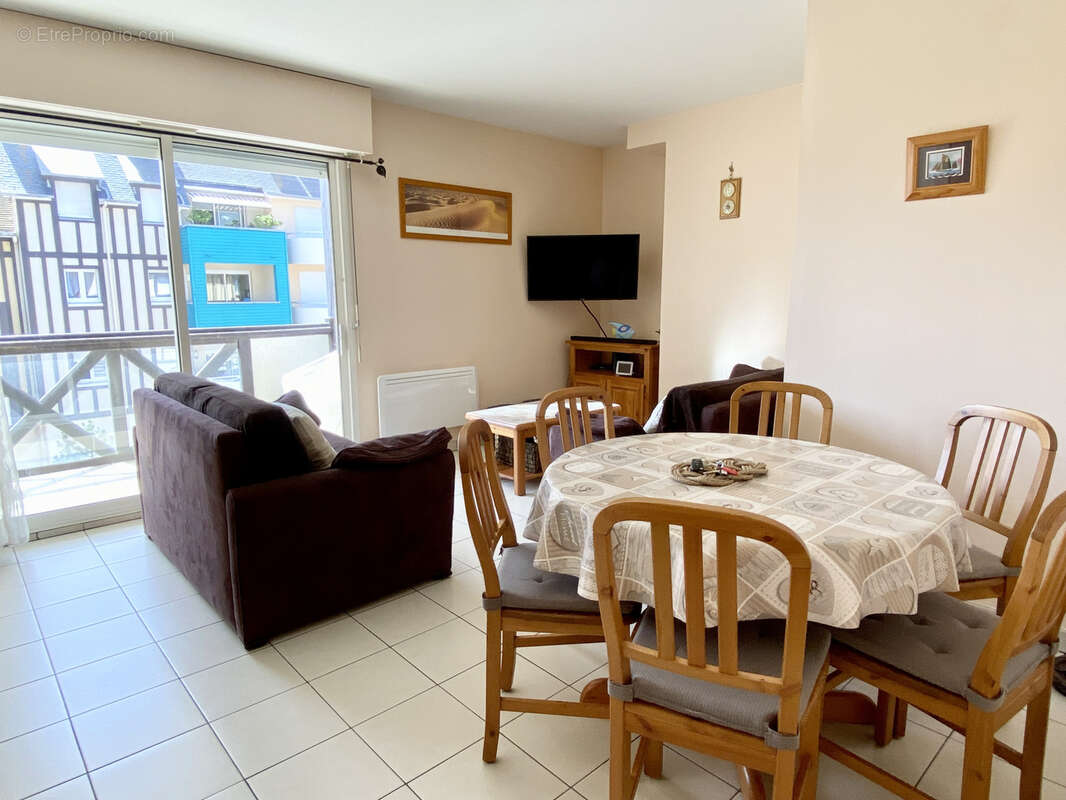 Appartement à DIVES-SUR-MER