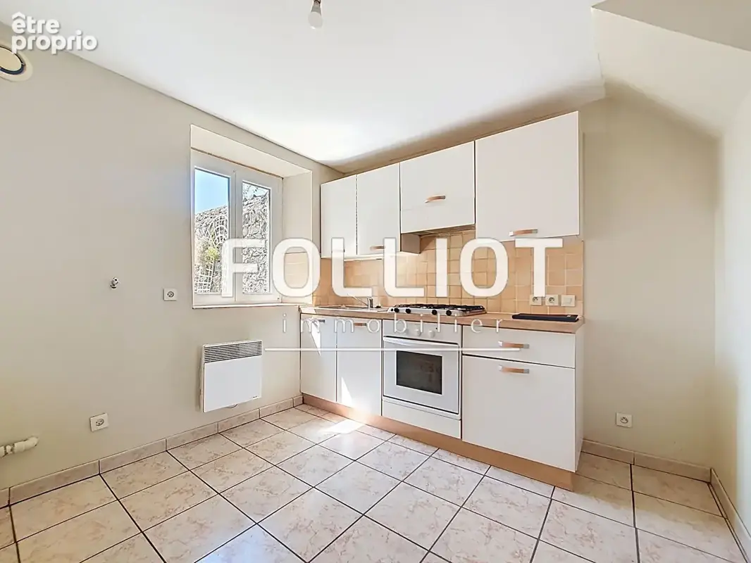 Maison (71 m2) - A VENDRE  -LA HAYE DU PUITS Centre-ville (50250) - photo 2
