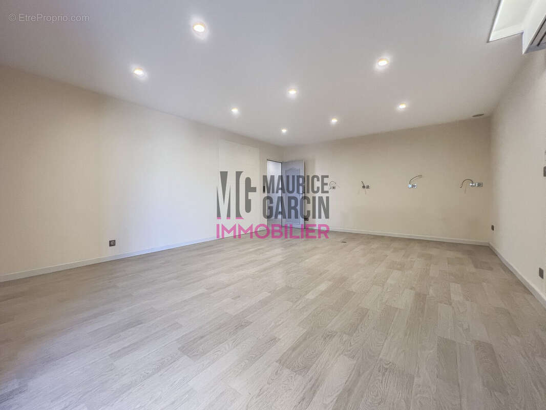 Appartement 149 m² à Carpentras  - photo 7