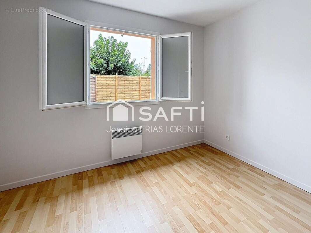 Photo 3 - Maison à FARGUES-SAINT-HILAIRE