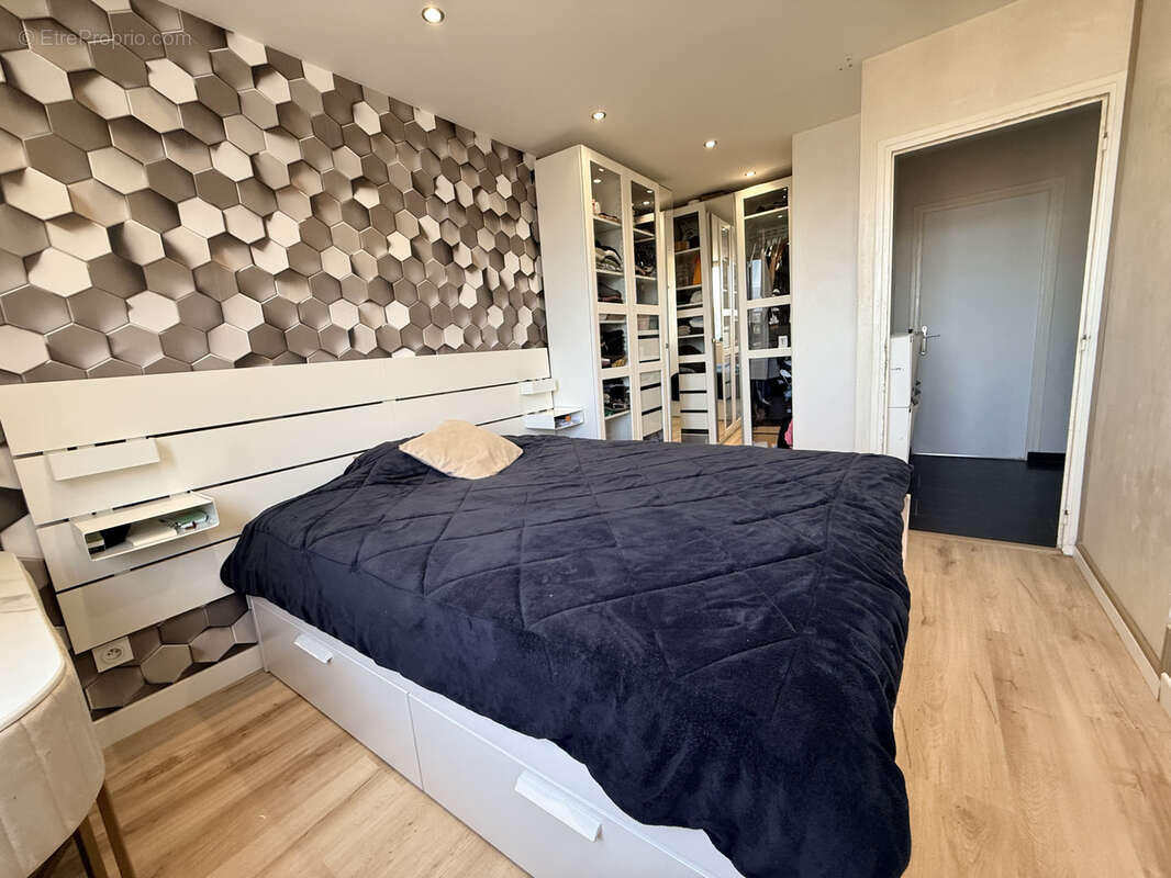 Appartement à FONTAINE