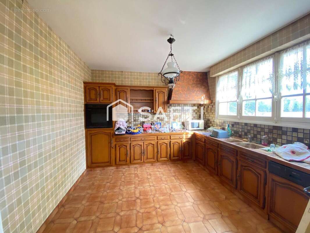 Maison 132 m² à Aulnay  - photo 6