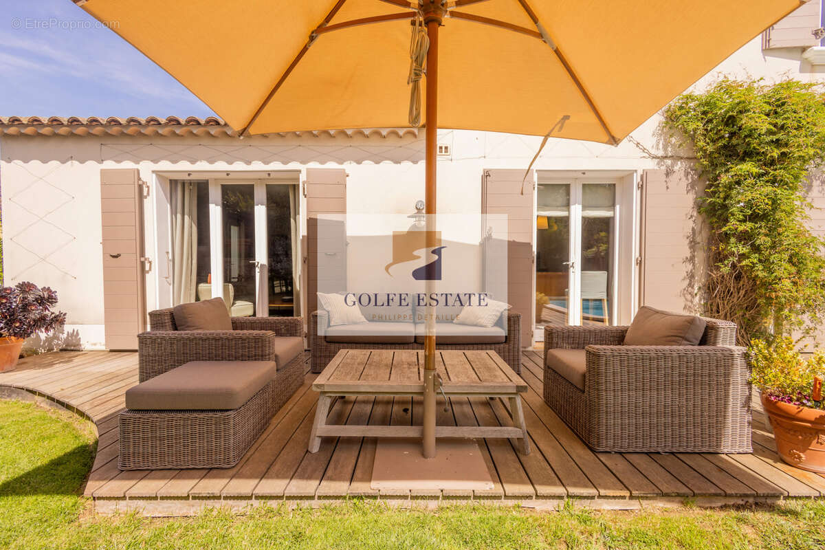 Maison à LA CROIX-VALMER