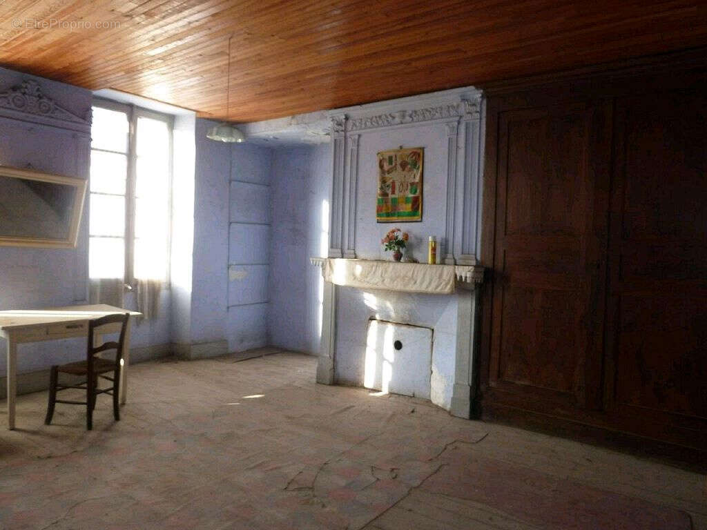 Maison à PUY-L'EVEQUE