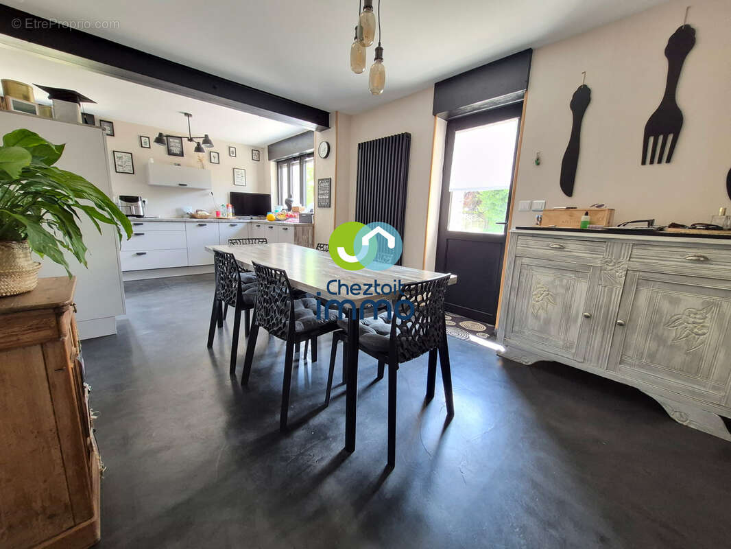 Maison de style bourgeoise - 4 chambres - jardin - photo 4