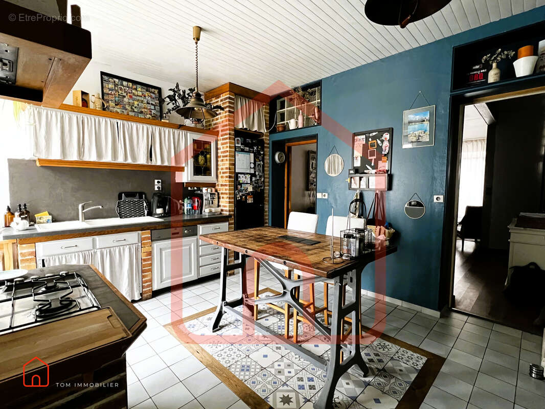 Maison à HELLEMMES-LILLE