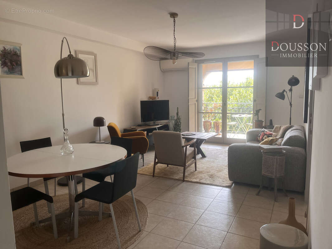 Appartement à UZES