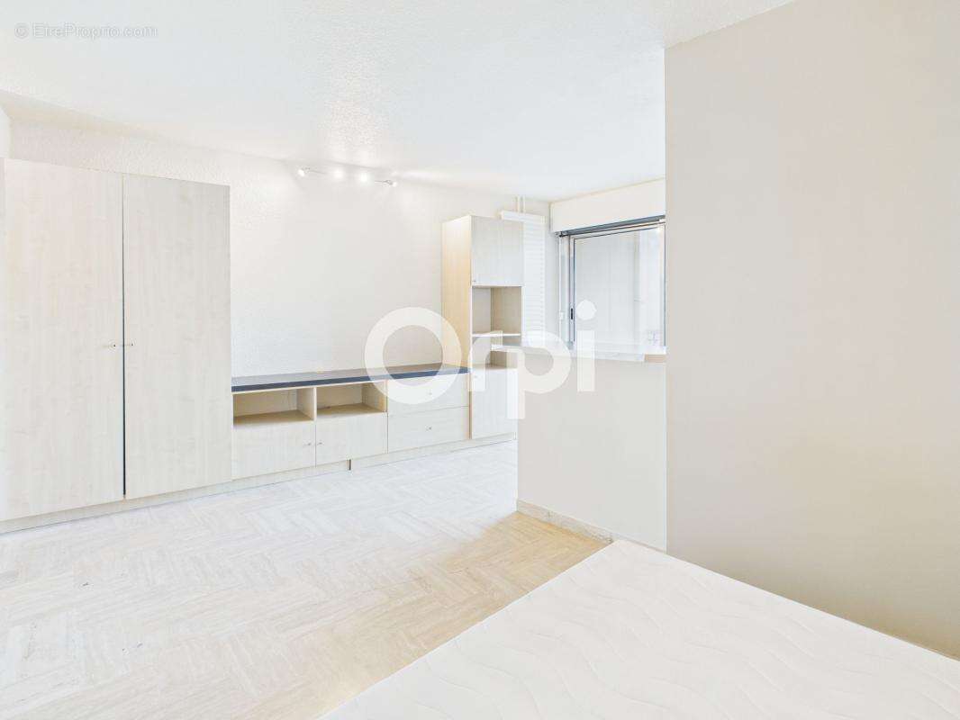 Appartement à MANDELIEU-LA-NAPOULE