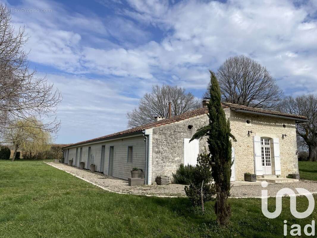 Photo 3 - Maison à CHEPNIERS