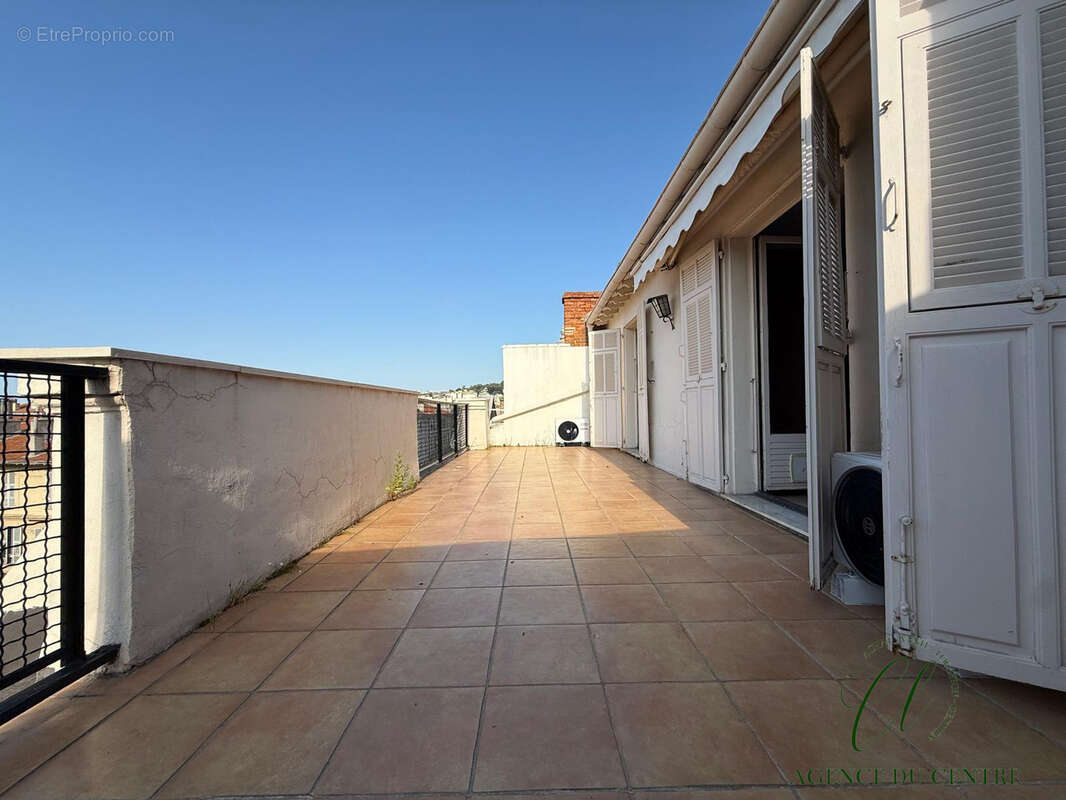 Appartement à NICE