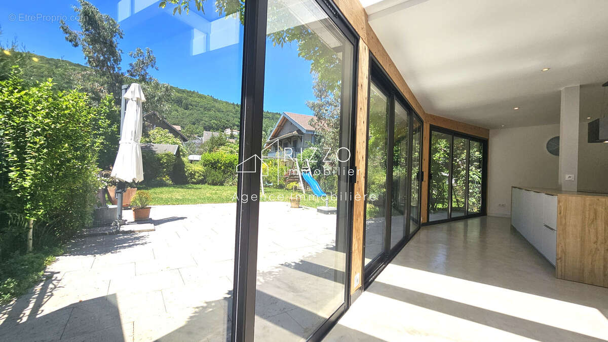 Appartement à DIVONNE-LES-BAINS