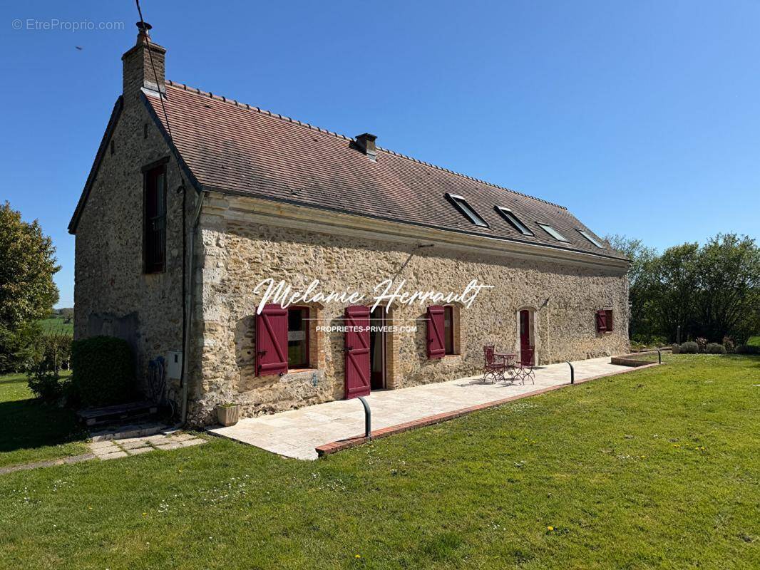 Maison à PARIGNE-L'EVEQUE