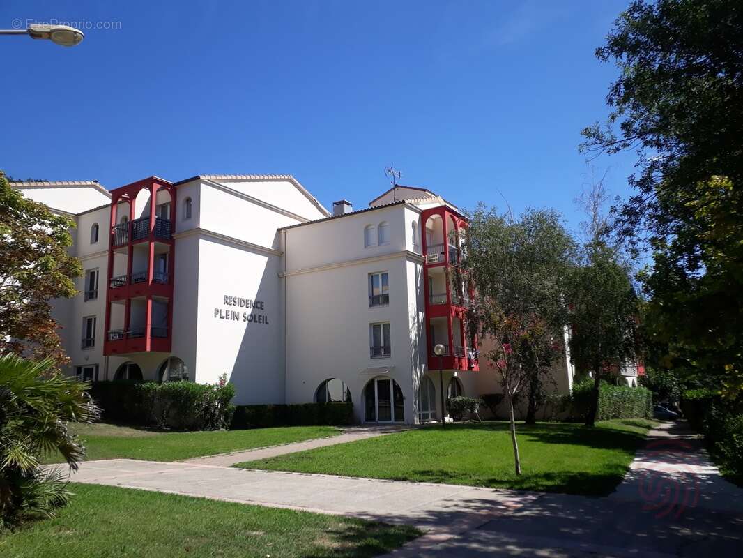 Appartement à LAMALOU-LES-BAINS
