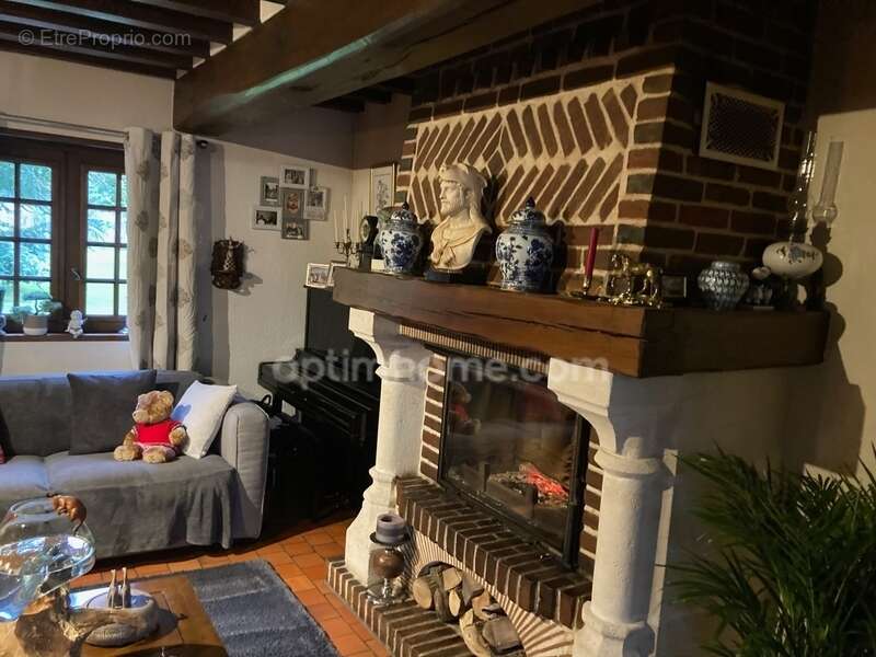 Maison à BONNEVILLE-LA-LOUVET