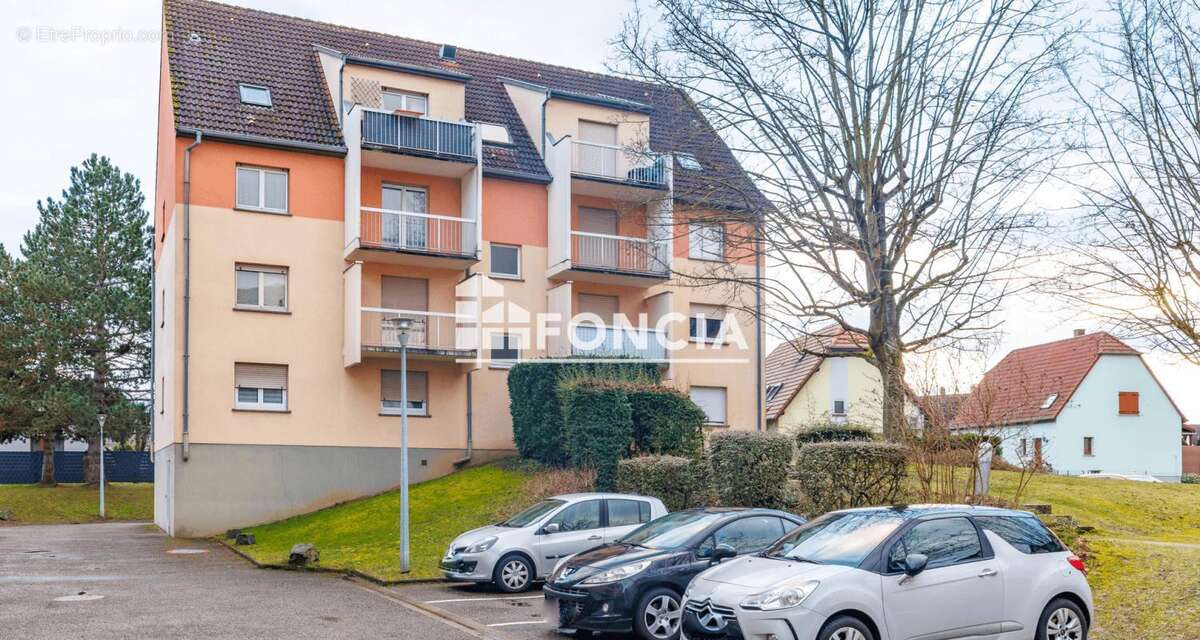Appartement - t3 - 2 balcons -70m2- 60m2 carrez- cave - mundolsheim - photo 10