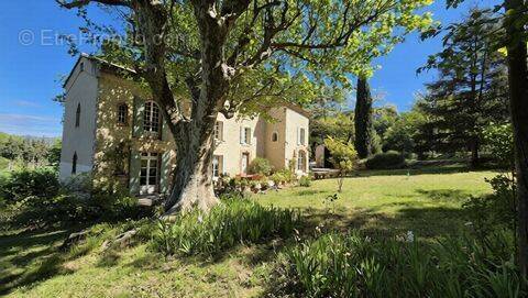 Maison à AVIGNON