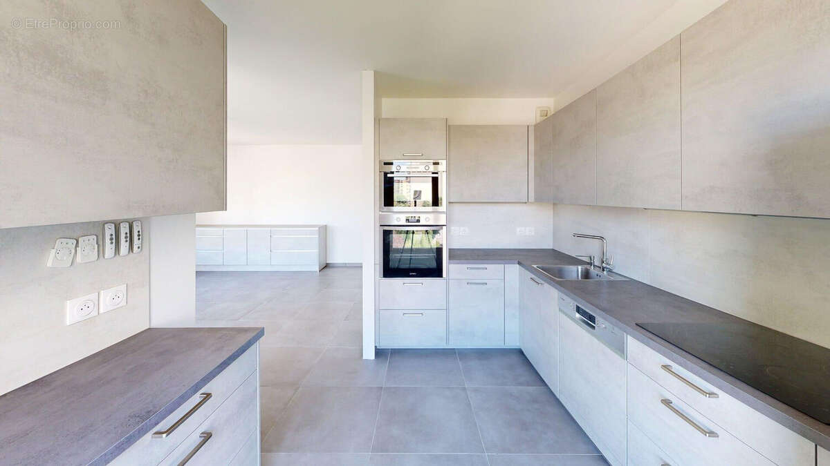 Appartement à LYON-7E