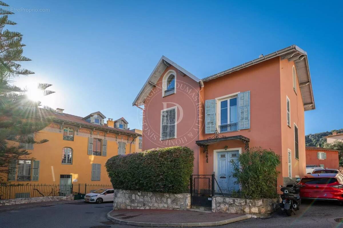 Appartement à VILLEFRANCHE-SUR-MER